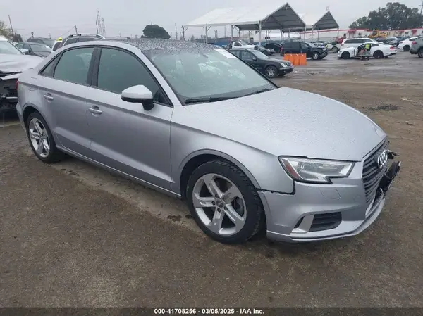 WAUAUGFFXJ1040608 2018 AUDI A3 - Image 1