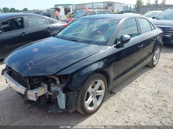 WAUAUGFFXJ1083801 2018 AUDI A3 - Image 2