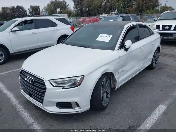 WAUAUGFFXK1010011 2019 AUDI A3 - Image 2