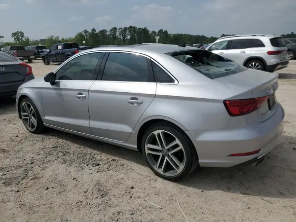 WAUAUGFFXK1010767 2019 AUDI A3 - Image 2
