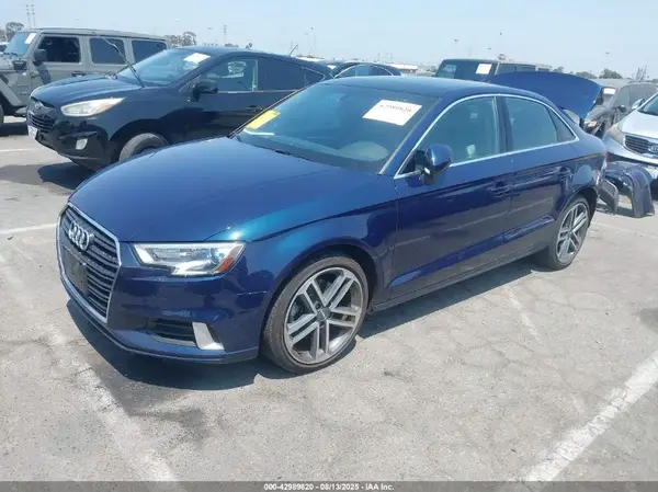 WAUAUGFFXK1015371 2019 AUDI A3 - Image 2
