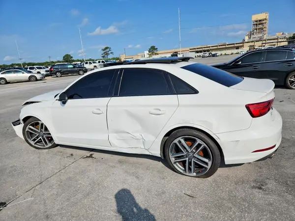 WAUAUGFFXKA108584 2019 AUDI A3 - Image 2