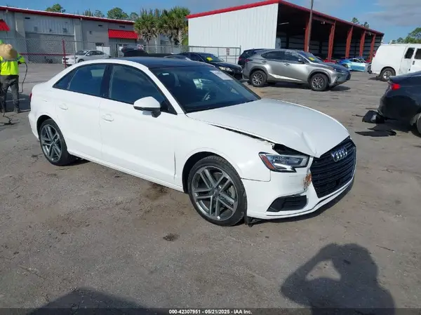 WAUAUGFFXLA005747 2020 AUDI A3 - Image 1