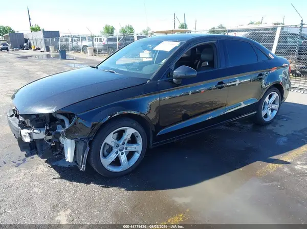 WAUAUHFF0J1056175 2018 AUDI A3 - Image 2