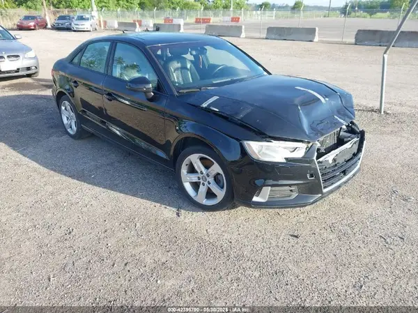 WAUAUHFF2J1056128 2018 AUDI A3 - Image 1