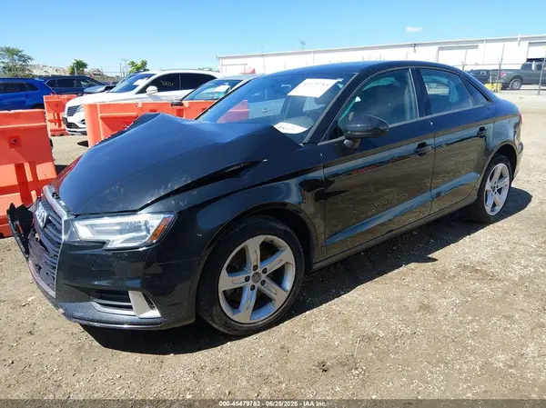 WAUAUHFF5J1054020 2018 AUDI A3 - Image 2