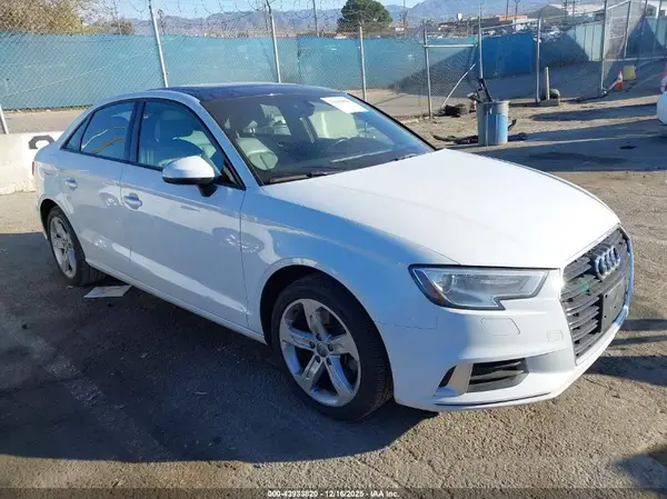 WAUAUHFF7J1055931 2018 AUDI A3 - Image 1
