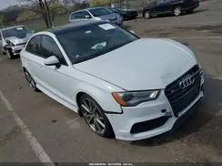 WAUB1GFF0G1100739 2016 AUDI S3
