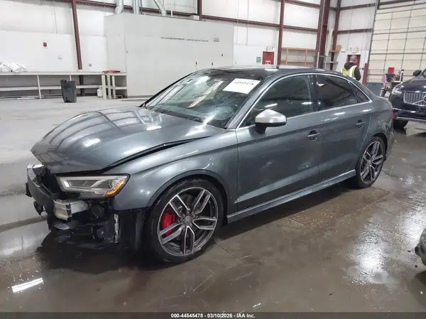 WAUB1GFF2H1036141 2017 AUDI S3 - Image 2