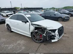 WAUB1GFF3J1069493 2018 AUDI S3