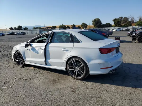 WAUB1GFF4G1070080 2016 AUDI S3 - Image 2