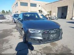 WAUB1GFF5J1070810 2018 AUDI S3