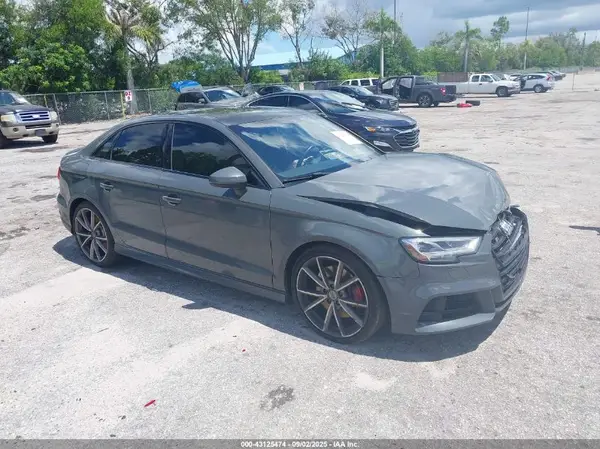 WAUB1GFF7J1028011 2018 AUDI S3 - Image 1