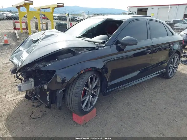 WAUB1GFF7J1060134 2018 AUDI S3 - Image 2