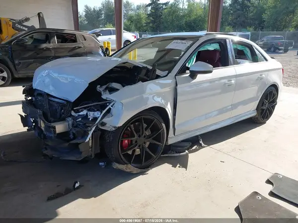 WAUB1GFF8J1045979 2018 AUDI S3 - Image 2