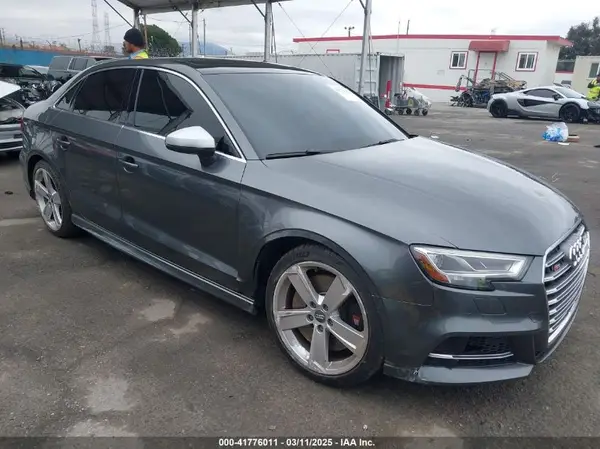 WAUB1GFFXJ1013051 2018 AUDI S3 - Image 1