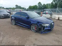 WAUB1HFF4J1012421 2018 AUDI S3