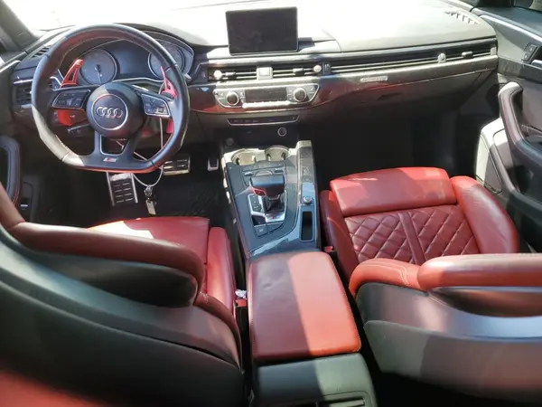 WAUB4AF40JA095018 2018 AUDI RS4 - Image 8