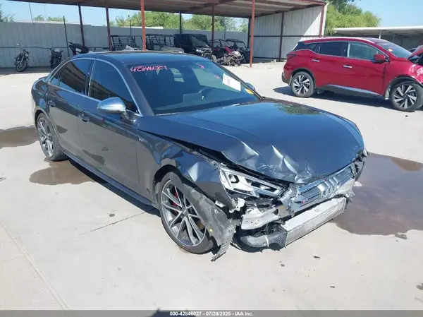 WAUB4AF40JA121164 2018 AUDI S4