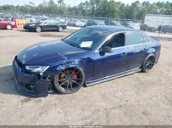 WAUB4AF41JA057409 2018 AUDI S4 - Image 2