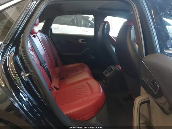 WAUB4AF41JA077708 2018 AUDI S4 - Image 8
