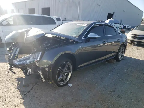 WAUB4AF41JA133470 2018 AUDI S4