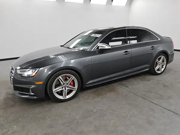 WAUB4AF41JA233195 2018 AUDI S4