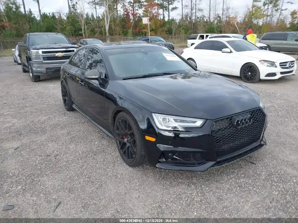WAUB4AF41JA233911 2018 AUDI S4 - Image 1