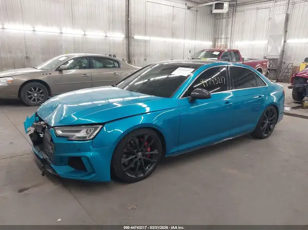 WAUB4AF42JA001592 2018 AUDI S4 - Image 2