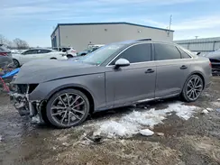WAUB4AF42JA007943 2018 AUDI RS4