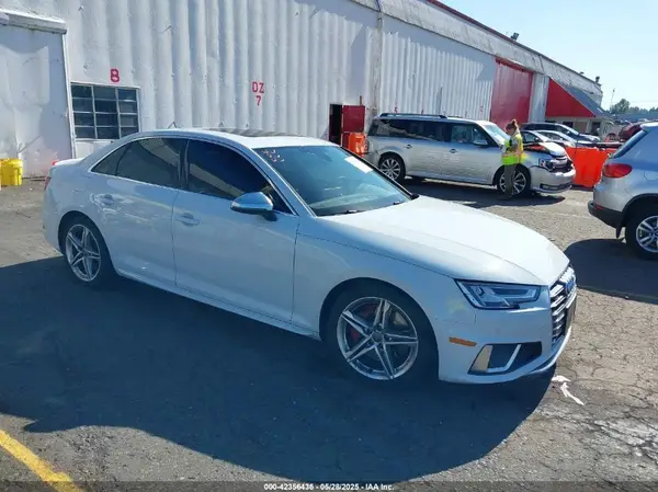 WAUB4AF42KA002839 2019 AUDI S4 - Image 1
