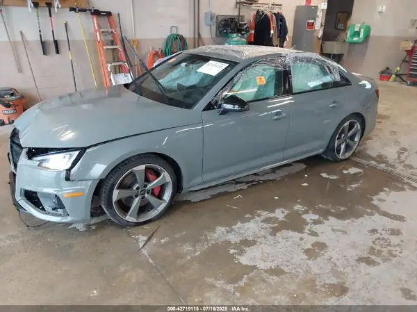 WAUB4AF42KA098004 2019 AUDI S4 - Image 2
