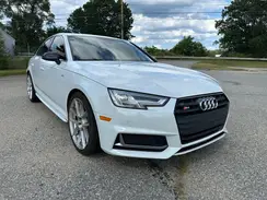 WAUB4AF43JA002962 2018 AUDI RS4
