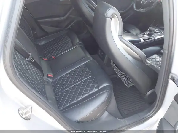 WAUB4AF43JA201218 2018 AUDI S4 - Image 8
