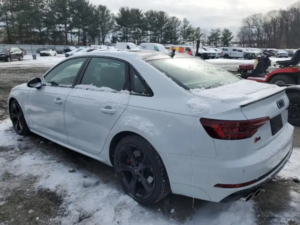 WAUB4AF43KA119779 2019 AUDI RS4 - Image 2