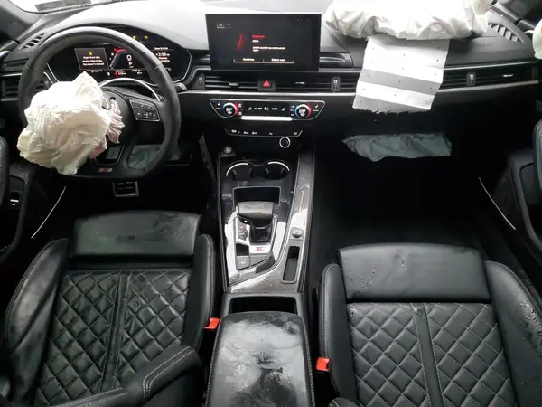 WAUB4AF43LA062274 2020 AUDI RS4 - Image 8