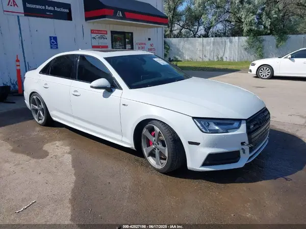 WAUB4AF44JA136394 2018 AUDI S4 - Image 1