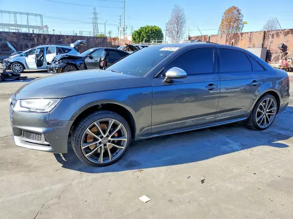 WAUB4AF44JA214415 2018 AUDI RS4