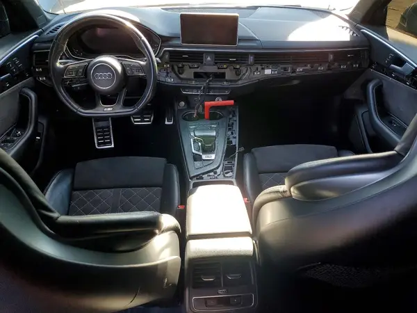 WAUB4AF44JA214415 2018 AUDI RS4 - Image 8