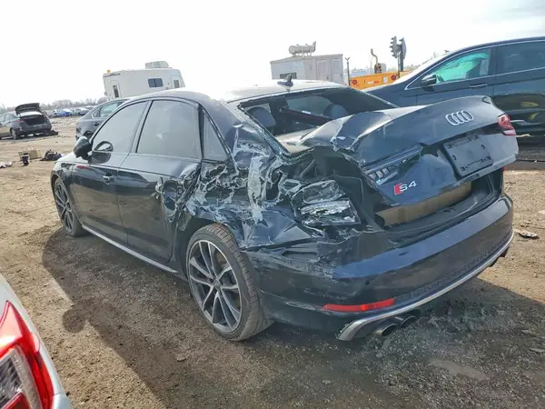 WAUB4AF44KA034904 2019 AUDI RS4 - Image 2