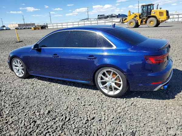 WAUB4AF44KA119676 2019 AUDI RS4 - Image 2