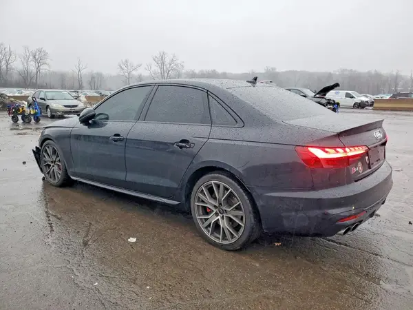 WAUB4AF44LA058282 2020 AUDI RS4 - Image 2
