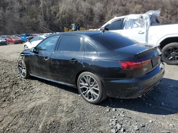 WAUB4AF44MA027812 2021 AUDI RS4 - Image 2