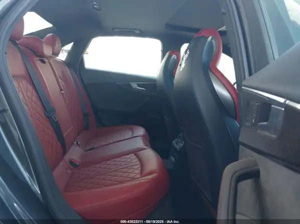 WAUB4AF45JA142446 2018 AUDI S4 - Image 8