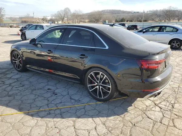 WAUB4AF45JA213452 2018 AUDI RS4 - Image 2