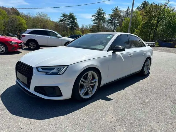 WAUB4AF45KA008697 2019 AUDI RS4