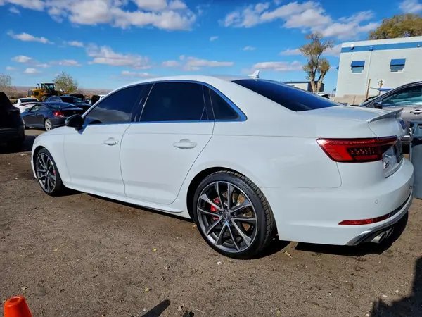 WAUB4AF46JA001885 2018 AUDI S4 - Image 2