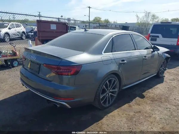 2018 AUDI S4 IAAI lot 42085253 auction photo 4