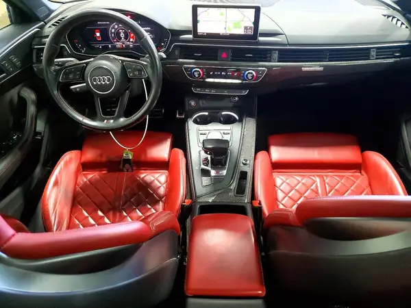 WAUB4AF46JA158459 2018 AUDI RS4 - Image 8