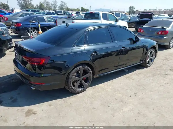 2018 AUDI S4 IAAI lot 43251889 auction photo 4